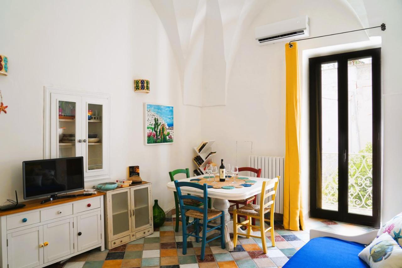 Domus Magistri - A Pochi Passi Dal Centro Storico Villa Ostuni Exteriör bild