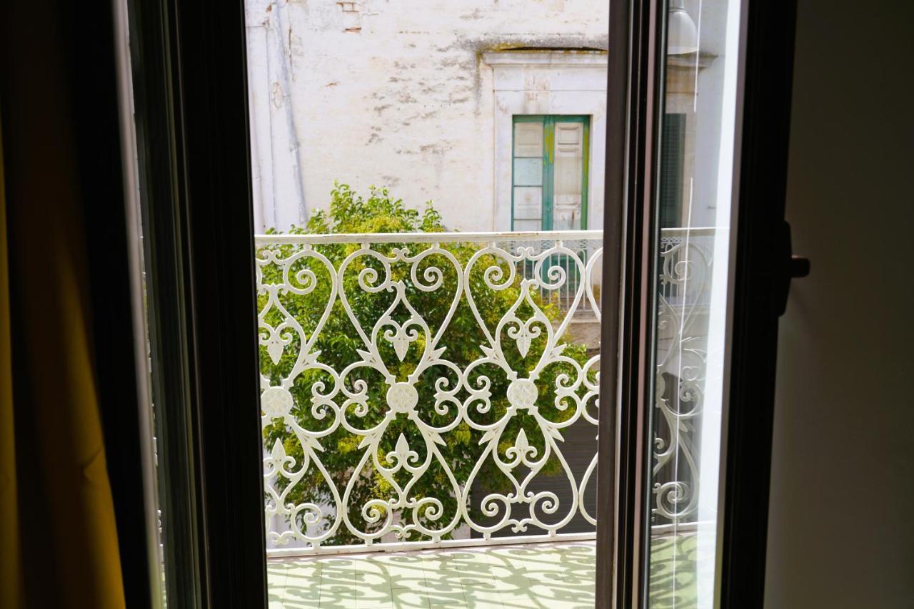 Domus Magistri - A Pochi Passi Dal Centro Storico Villa Ostuni Exteriör bild